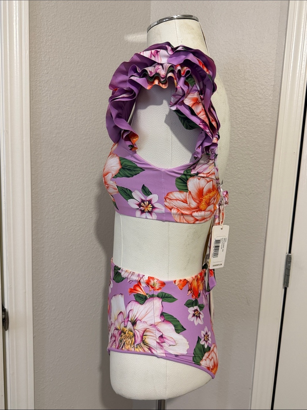 Agua Bendita Arielle Lavender Floral Ruffle Reversible Swimming Suit Set - Picture 4 of 13